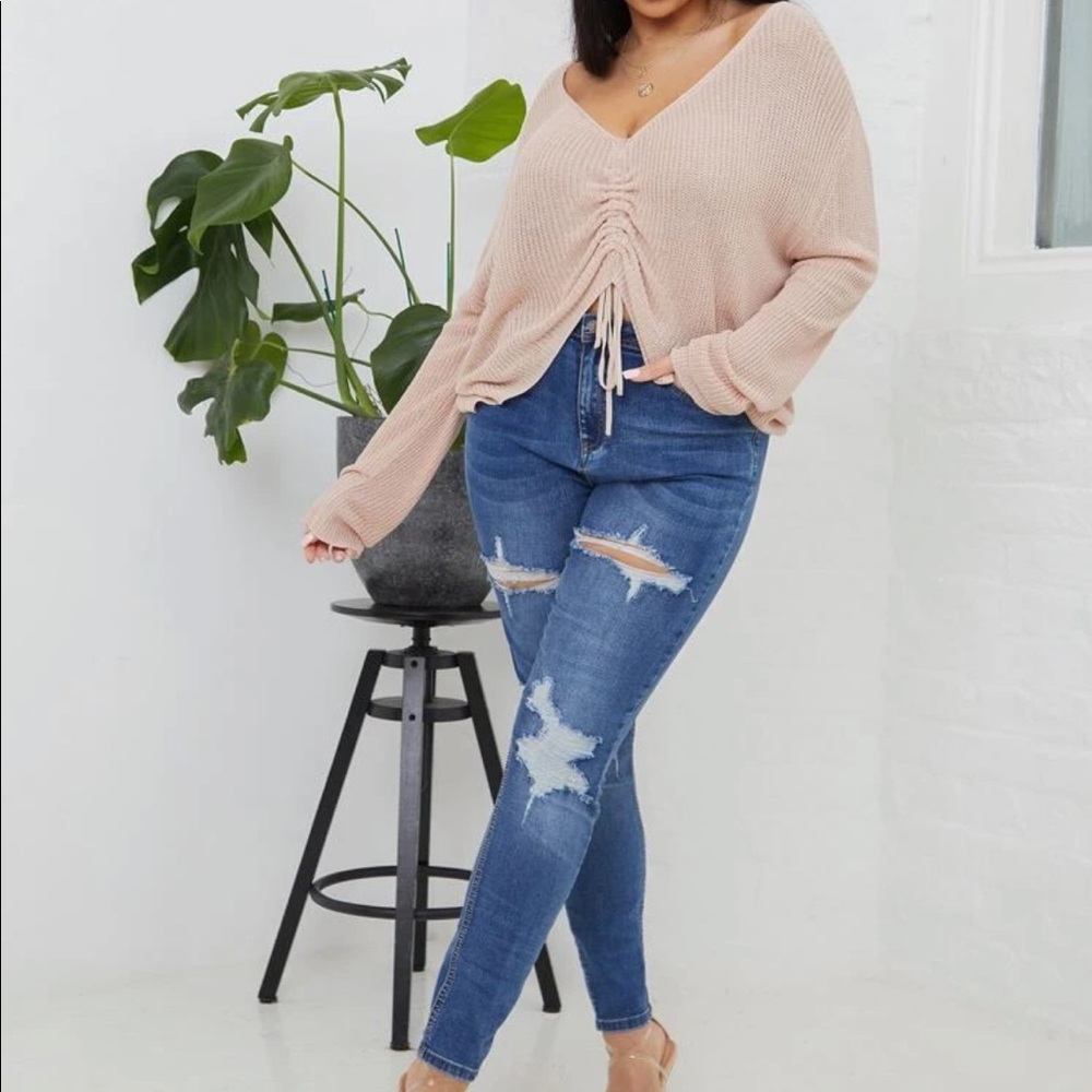 Knitted Cropped Sweater